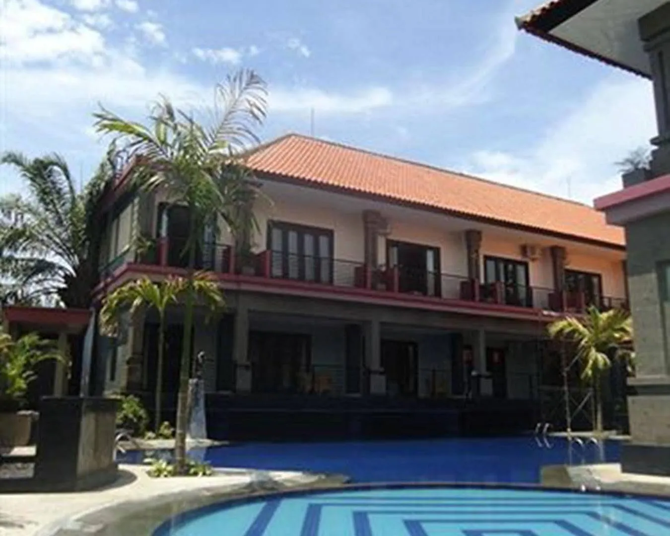 Taman Tirta Ayu Pool And Mansion Hotel Tuban