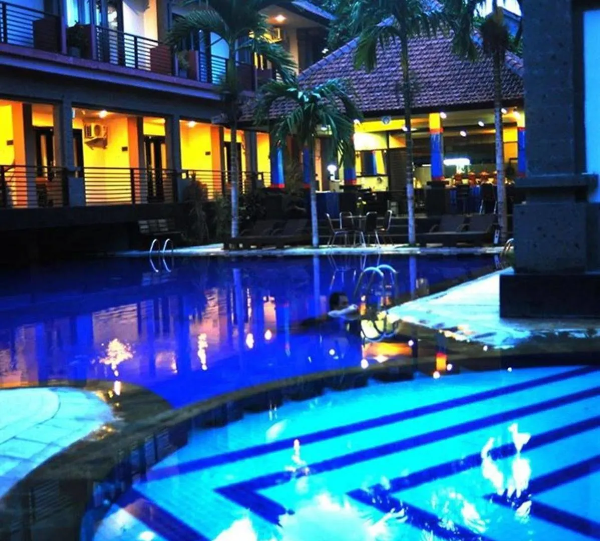 Taman Tirta Ayu Pool And Mansion Hotel Tuban Indonesien